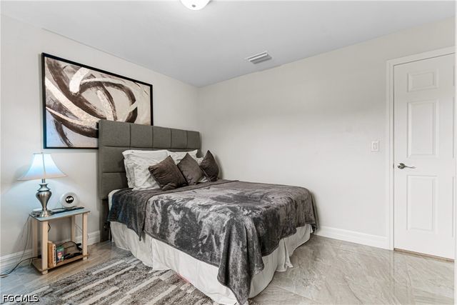 1137 Edgerton AVE, Lehigh Acres, FL 33974