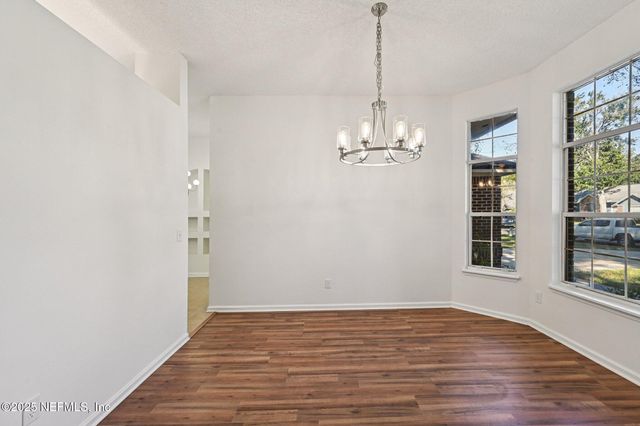 208 HONEYSUCKLE Way, St. Johns, FL 32259