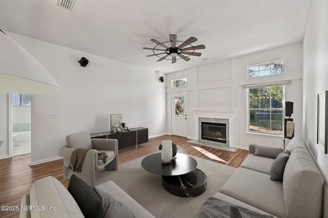 208 HONEYSUCKLE Way, St. Johns, FL 32259