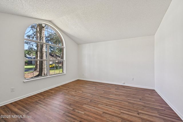 208 HONEYSUCKLE Way, St. Johns, FL 32259