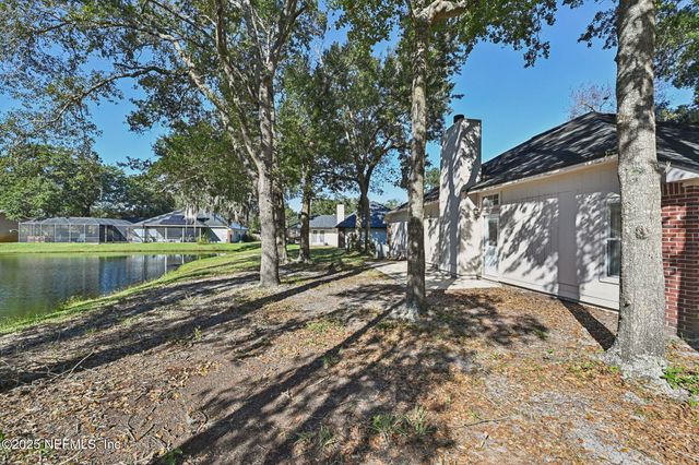 208 HONEYSUCKLE Way, St. Johns, FL 32259