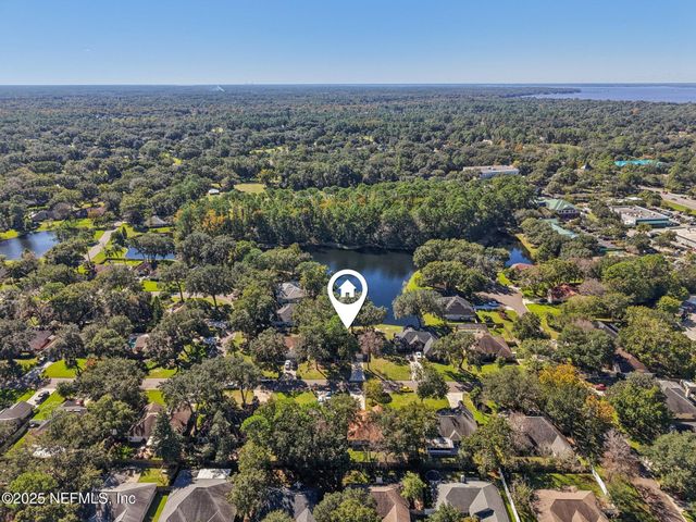 208 HONEYSUCKLE Way, St. Johns, FL 32259