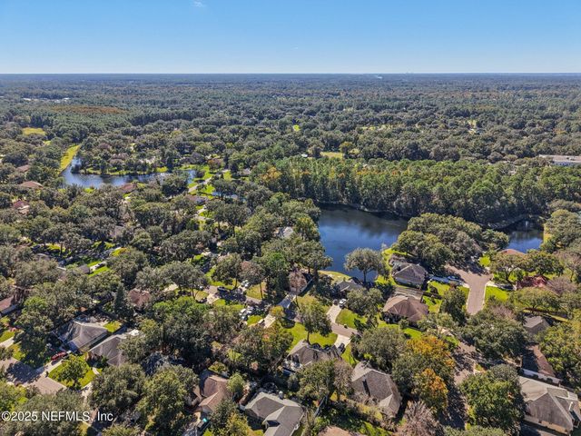 208 HONEYSUCKLE Way, St. Johns, FL 32259
