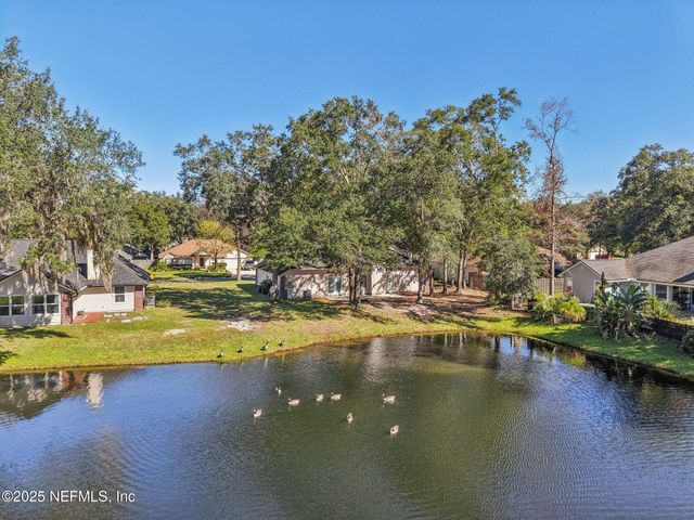 208 HONEYSUCKLE Way, St. Johns, FL 32259