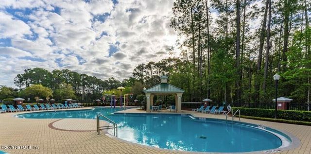 208 HONEYSUCKLE Way, St. Johns, FL 32259