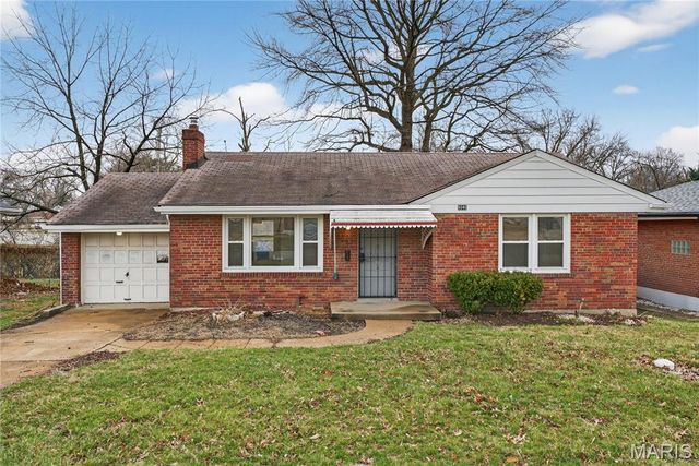 9240 Hathaway Drive, Jennings, MO 63136