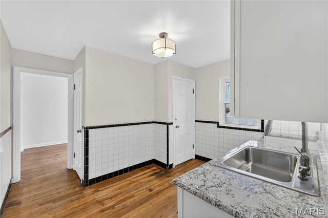 9240 Hathaway Drive, Jennings, MO 63136