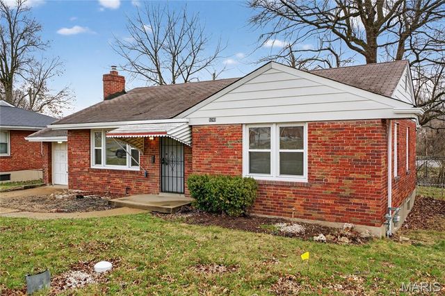 9240 Hathaway Drive, Jennings, MO 63136