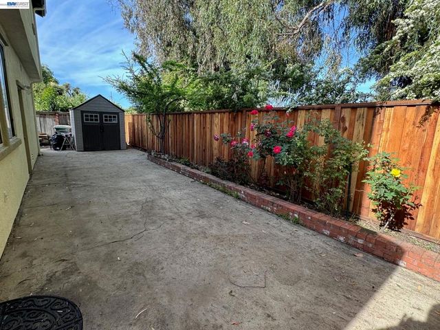 1265 Alder Creek Cir, San Leandro, CA 94577