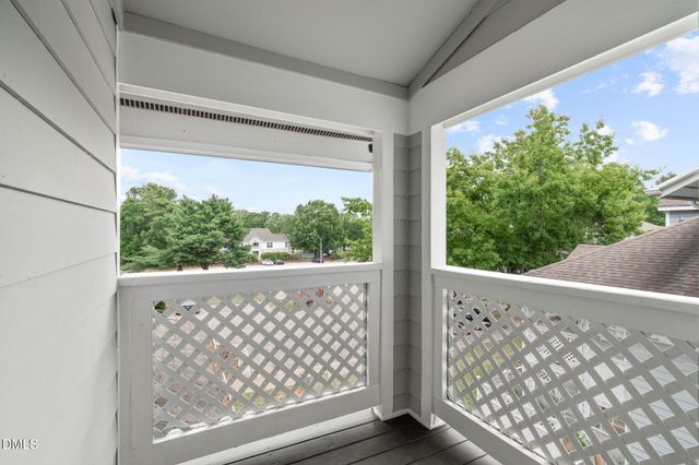 3806 Grey Harbor Drive 302, Raleigh, NC 27616