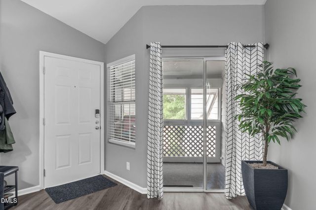 3806 Grey Harbor Drive 302, Raleigh, NC 27616