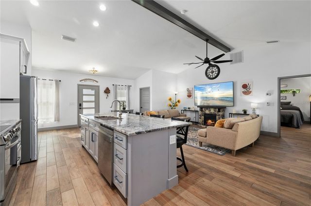 18372 MOONSHADOW AVENUE, Port Charlotte, FL 33954