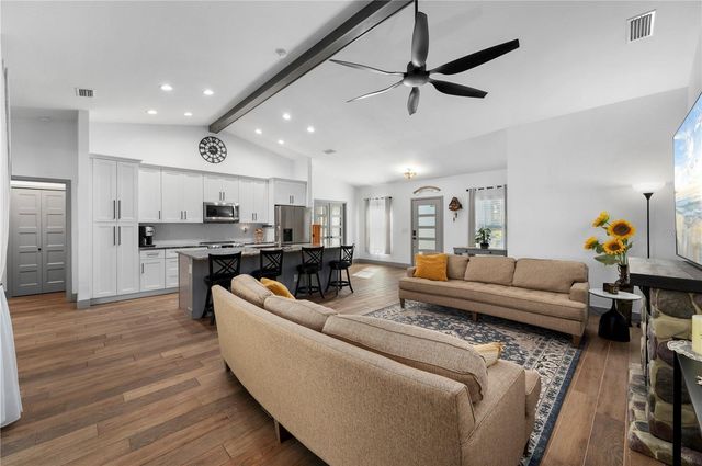 18372 MOONSHADOW AVENUE, Port Charlotte, FL 33954