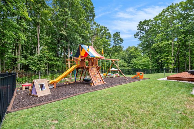 16688 Canyon Cove, Big Rapids, MI 49307