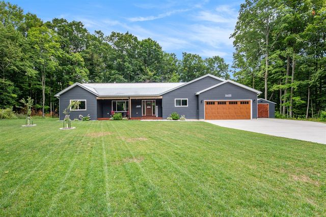 16688 Canyon Cove, Big Rapids, MI 49307