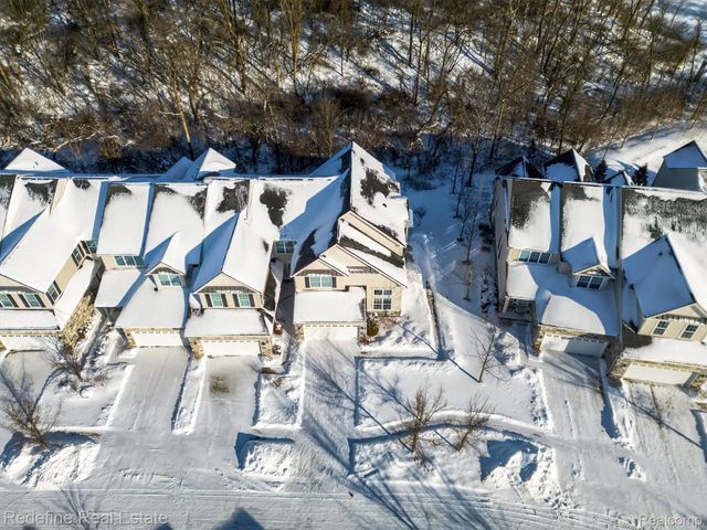 42896 Cardinal Way, Novi, MI 48375