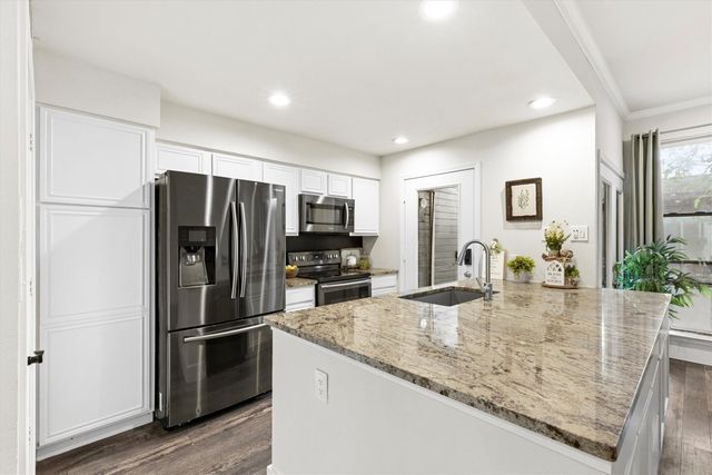 543 Josephine Street, Dallas, TX 75246