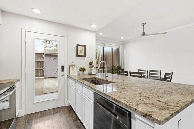 543 Josephine Street, Dallas, TX 75246