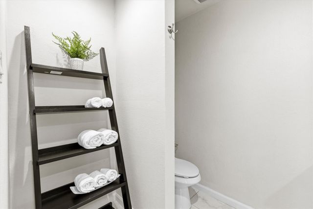 543 Josephine Street, Dallas, TX 75246