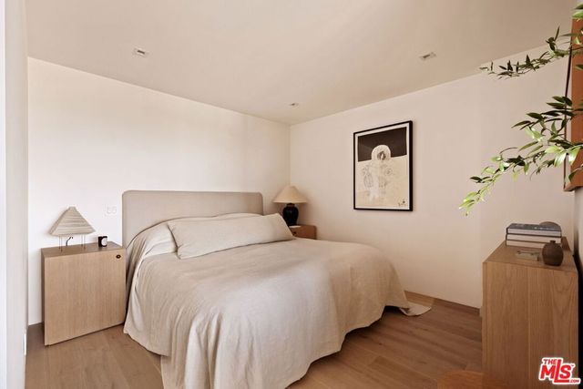 999 N Doheny Drive 807, West Hollywood, CA 90069