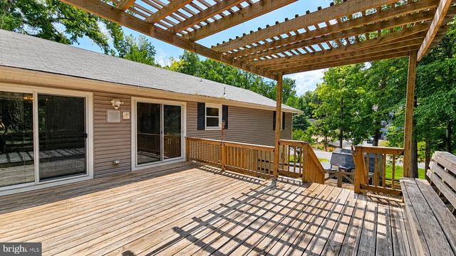 1000 RICHMOND DR, Stafford, VA 22554