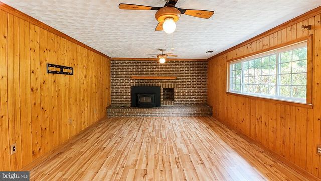 1000 RICHMOND DR, Stafford, VA 22554