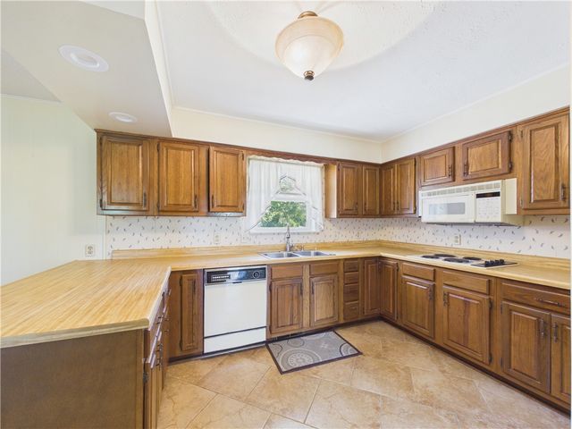 501 NW 9th Street, Bentonville, AR 72712