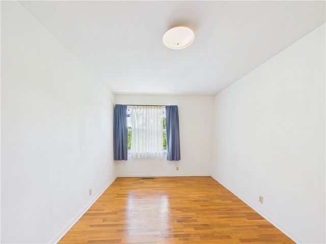 501 NW 9th Street, Bentonville, AR 72712