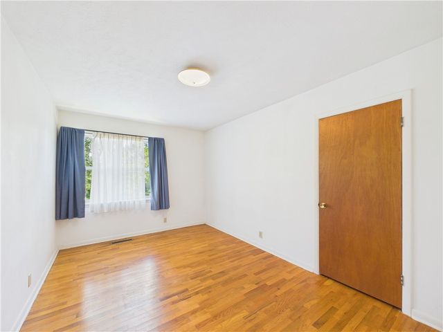 501 NW 9th Street, Bentonville, AR 72712