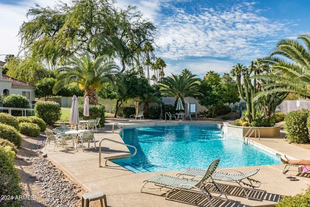 10401 N 52ND Street 210, Paradise Valley, AZ 85253