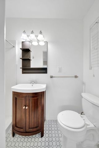 1607 Willowby Drive, Houston, TX 77008