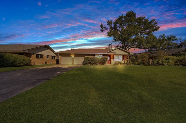 1607 Willowby Drive, Houston, TX 77008