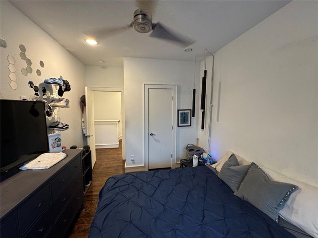 5707 Schuler Street, Houston, TX 77007