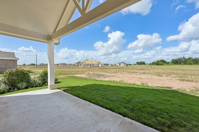218 Dunovant Drive, Sealy, TX 77474