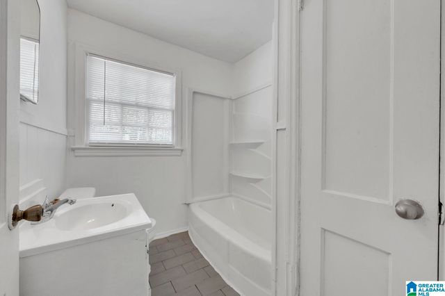 128 14TH AVENUE NW, Center Point, AL 35215