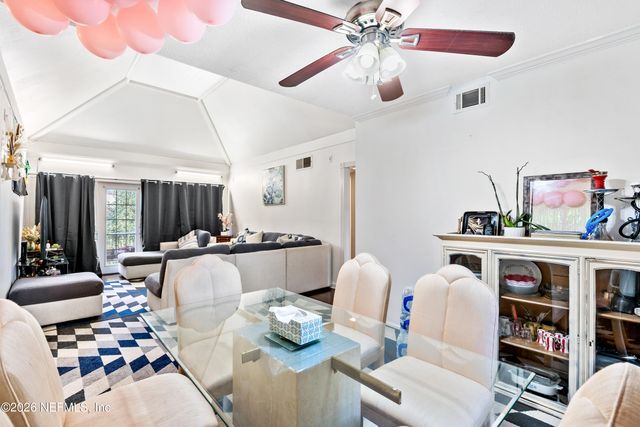 3915 TOREADOR Court 4, Jacksonville, FL 32217