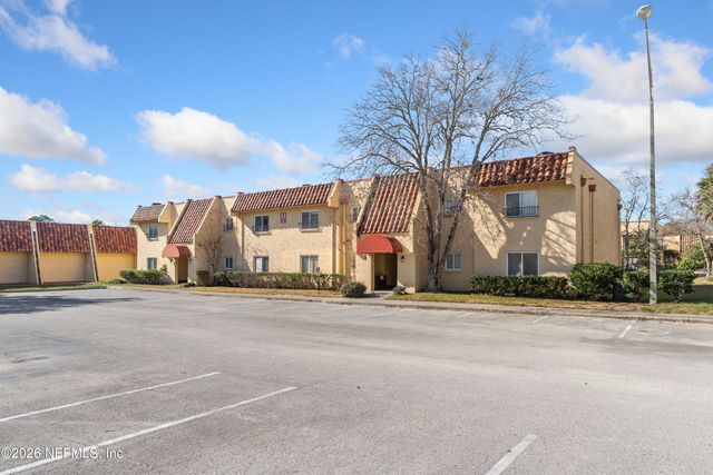 3915 TOREADOR Court 4, Jacksonville, FL 32217