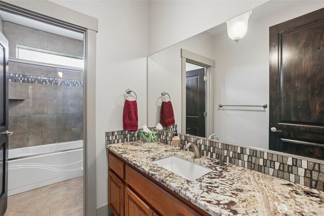 4400 SE 169th Court, Vancouver, WA 98683