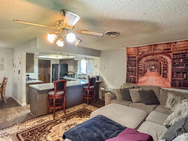 3117 Jackie Court, Bakersfield, CA 93313