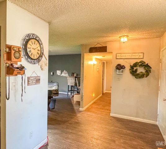 3117 Jackie Court, Bakersfield, CA 93313