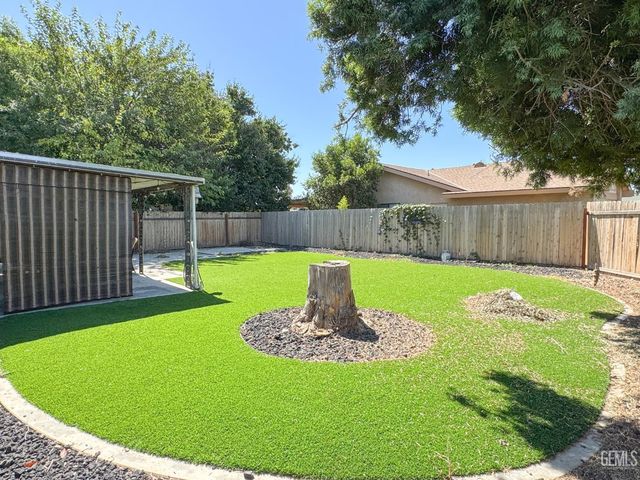 3117 Jackie Court, Bakersfield, CA 93313