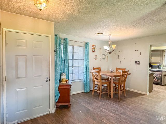 3117 Jackie Court, Bakersfield, CA 93313