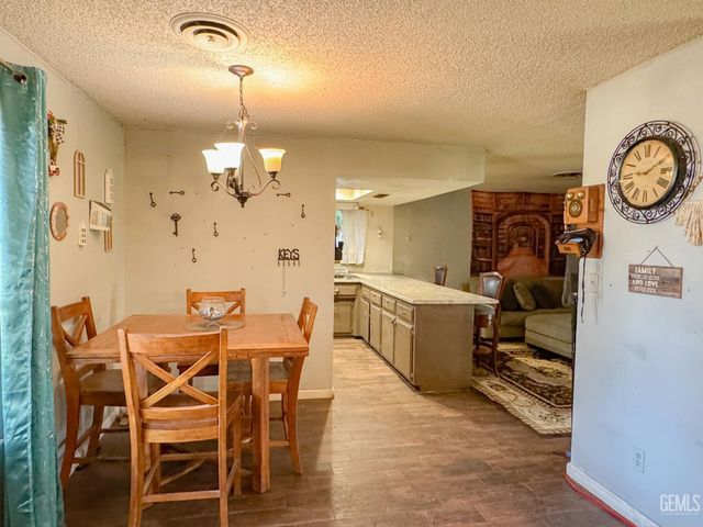 3117 Jackie Court, Bakersfield, CA 93313