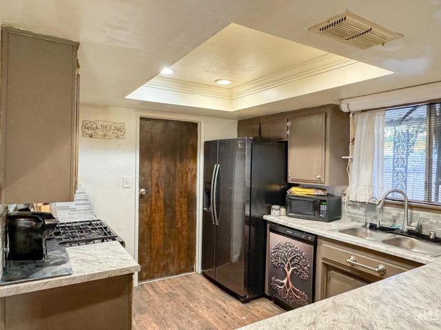 3117 Jackie Court, Bakersfield, CA 93313