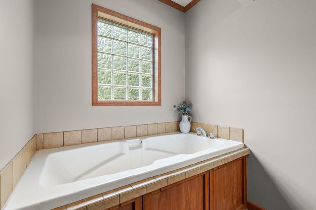 1371 E U.s. 20, La Porte, IN 46350