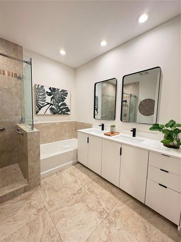 610 W Las Olas Blvd 117N, Fort Lauderdale, FL 33312