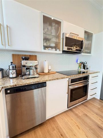 610 W Las Olas Blvd 117N, Fort Lauderdale, FL 33312
