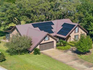 12 Pamlico Cir, Pensacola, FL 32507