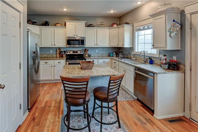 3002 Howell Street, North Kansas City, MO 64116