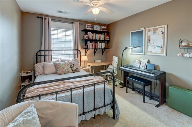 3002 Howell Street, North Kansas City, MO 64116